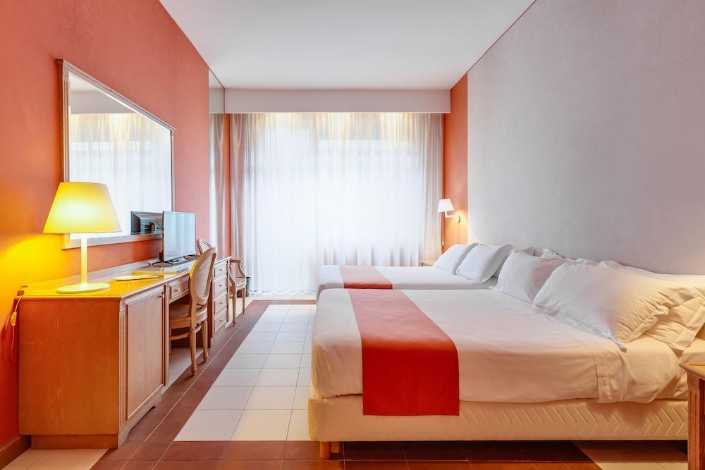 คัลเจอร์ โฮเทล วิลลา กาโปดิมอนเต Hotel เนเปิลส์ ภายนอก รูปภาพ
