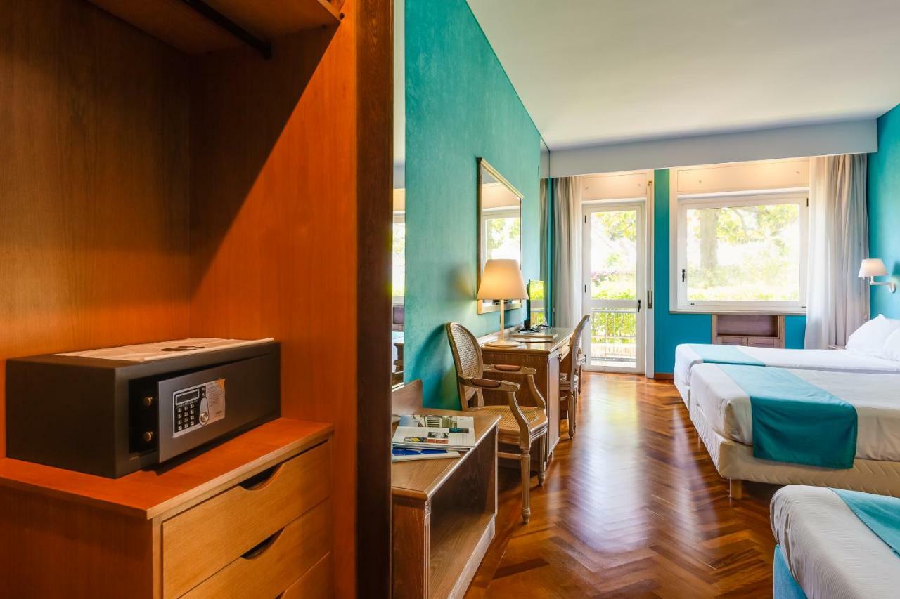 คัลเจอร์ โฮเทล วิลลา กาโปดิมอนเต Hotel เนเปิลส์ ภายนอก รูปภาพ