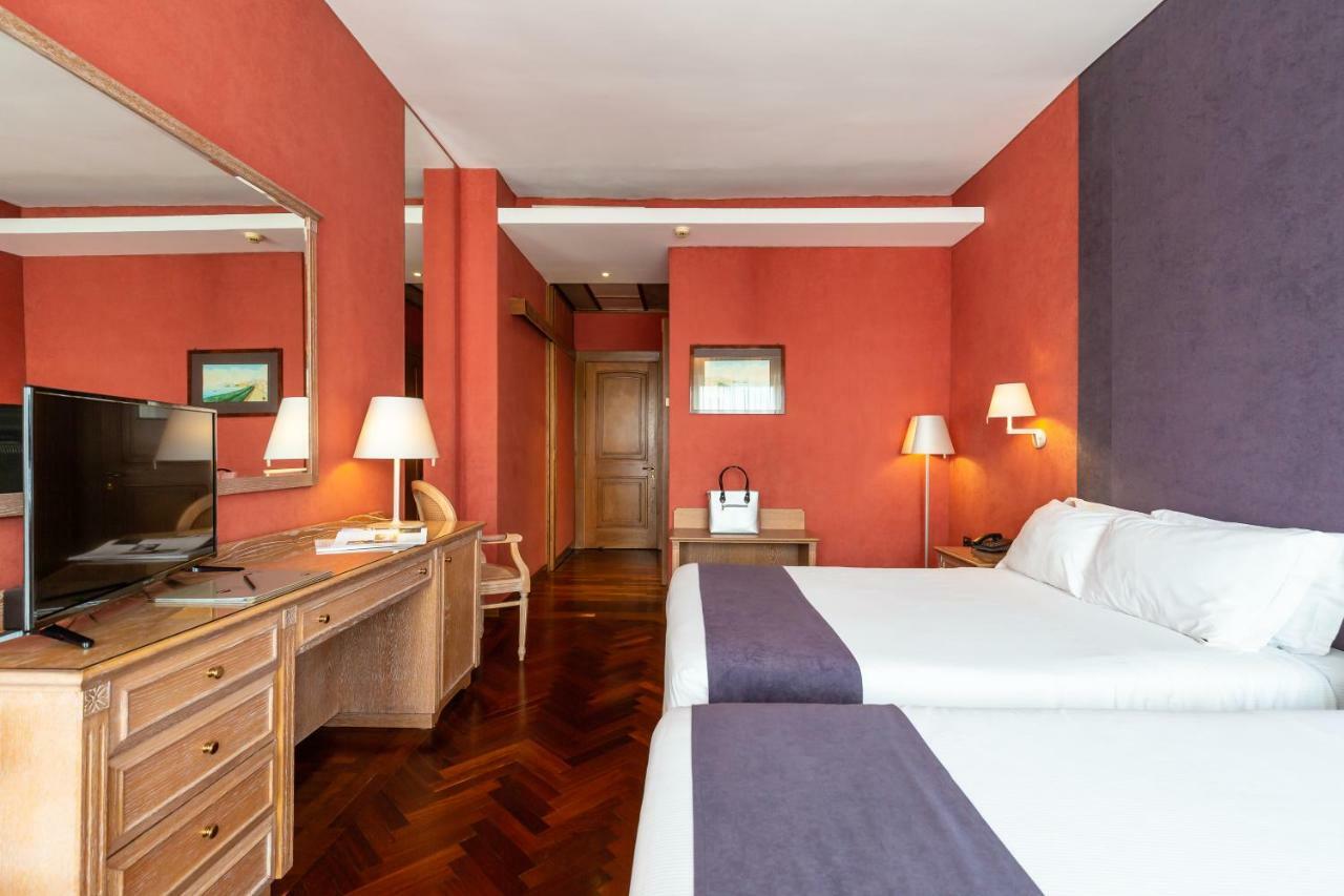 คัลเจอร์ โฮเทล วิลลา กาโปดิมอนเต Hotel เนเปิลส์ ภายนอก รูปภาพ